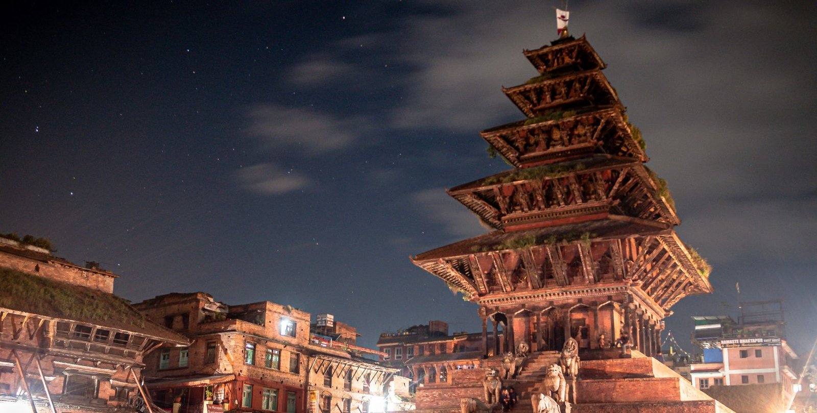 Nepal Buddhist Tours – Lumbini & Himalayan Monasteries